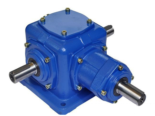 T系列螺旋傘齒輪轉(zhuǎn)向箱