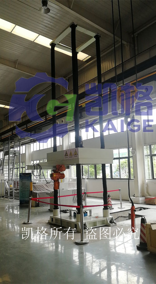 中航飛機(jī)起落架油缸磨損實(shí)驗(yàn)架